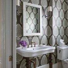meade Powder room walls