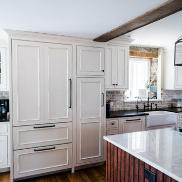 Telford - Farmhouse Kitchen