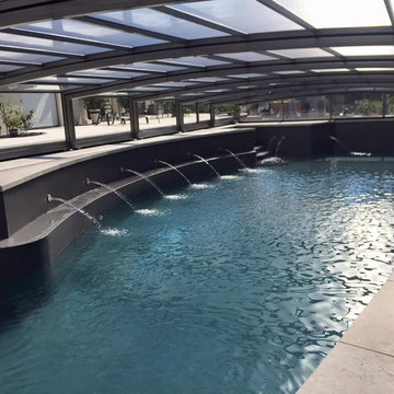 Schwimmbecken