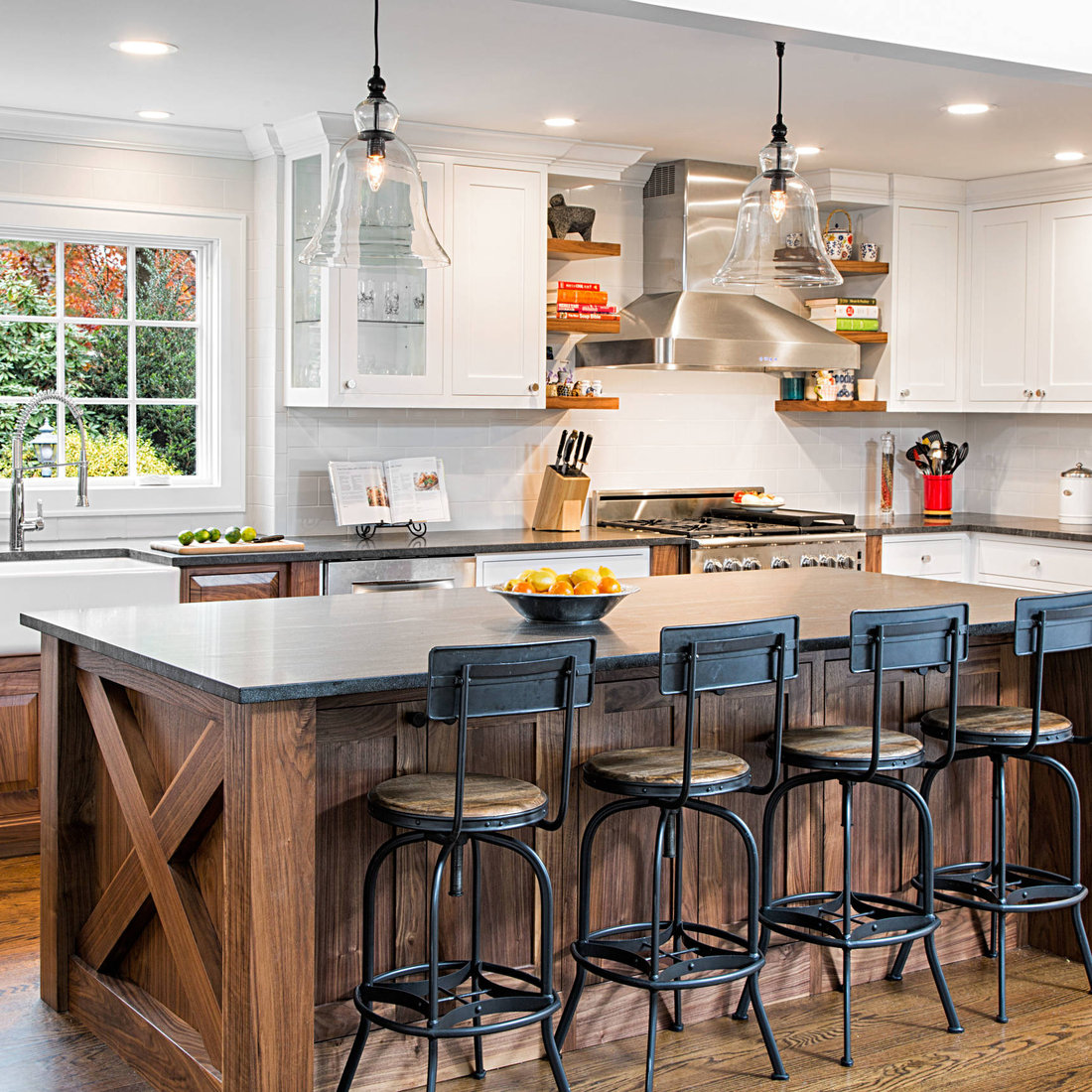 Classic White Modern Kitchen