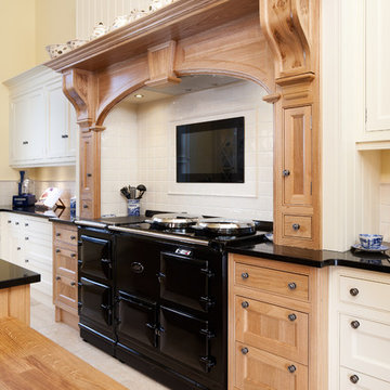 Edwardian Kitchen in townhouse