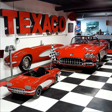 RaceDeck® Garage Floor - Corvette Fever Home Garage