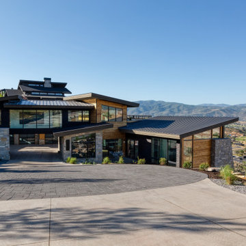 Red Ledges Explorer