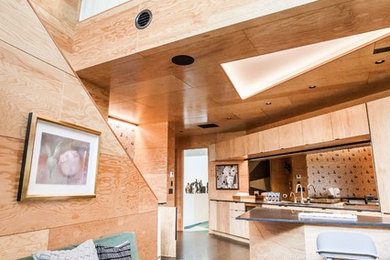 Minimalist home design photo in Portland