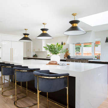Clyde Hill | Modern