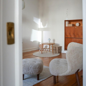 Little Petra Lounge Chair