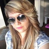 Andreea Steriu's photo