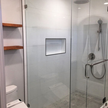 Simple Guest Bath
