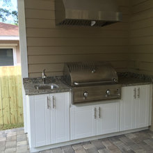 Outdoor Kitchen