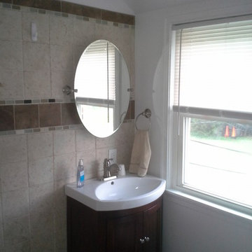 Master and main bathroom with imported Italian porcelin and granite tiles.
