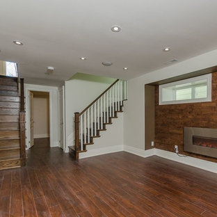 Rustikale Keller mit Kaminsims aus Metall Ideen, Design & Bilder | Houzz