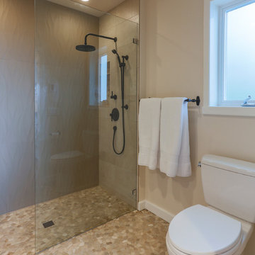 Leschi Primary Bath
