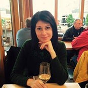 Foto von Dora Kasa