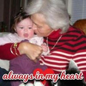 Shelly Lee's photo