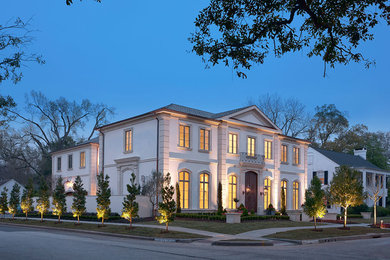 Inspiration for a timeless exterior home remodel in Houston