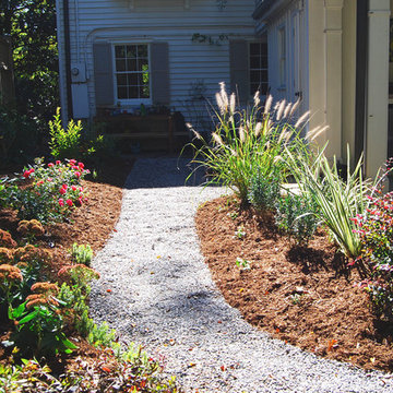 Side Courtyard Garden