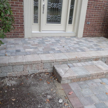 Unilock Brussels & Il Campo Paver Entryway with a Unilock Pisa Porch