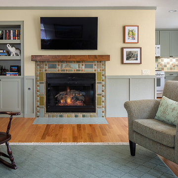 Del Mar Kitchen, Molding, Fire Place