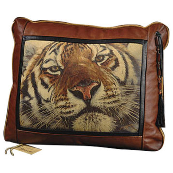 "Face to Face" Banovich Wild Accents Pillow