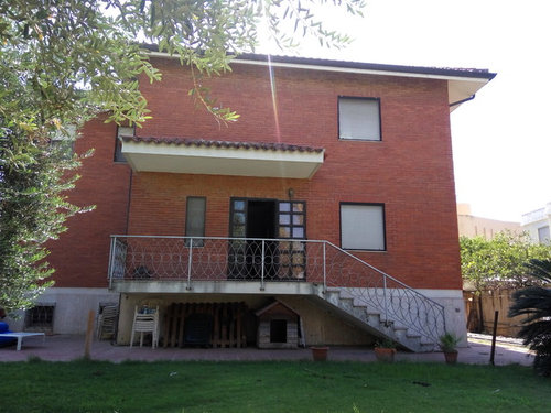 Consiglio su ristrutturazione facciata anni 70 con mattoni a vista Ristrutturazione casa anni 70