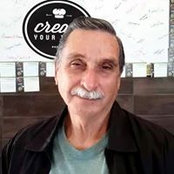 Michael Dyesss foto