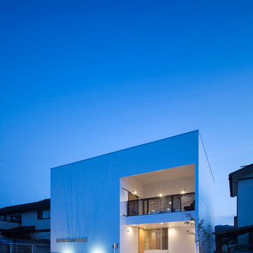 house with north side terrace