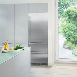 HCB 1560 - Refrigerators