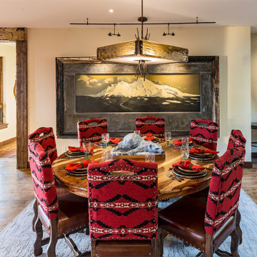 Rustic Mountain Retreat Dining Room