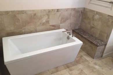 Bathroom - transitional bathroom idea in St Louis