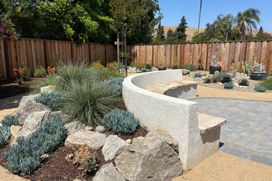 Inspiration for a southwestern landscaping in San Francisco.
