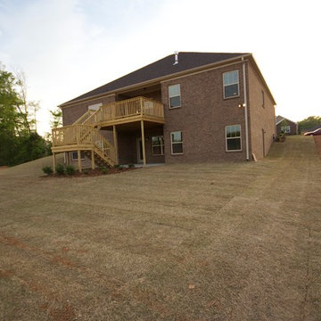 45 Green Creek Rd - Walk Out Basement
