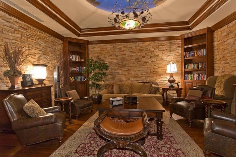 Weiss Residence