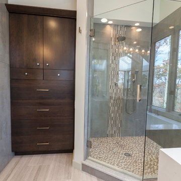 Lines & Style, Master Bathroom