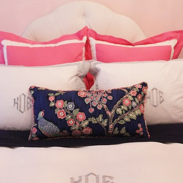 Preppy Chinoiserie Young Ladies Bedroom