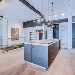 Custom house - Products