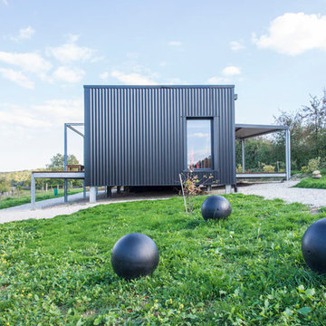 Nhà container độc đáo của một nghệ sĩ ở Pháp