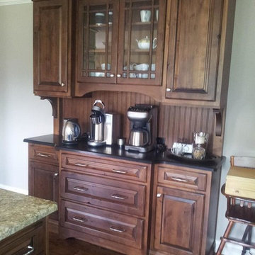 Custom Traditional Kitchen Cabinets