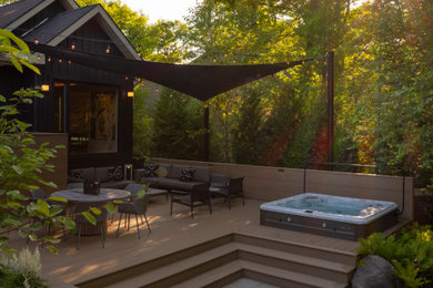 Example of a patio design in Toronto
