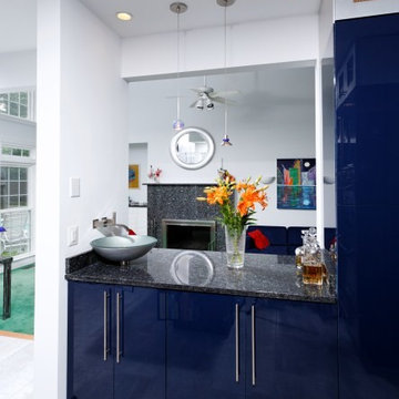 An Electric Blue Kitchen in Centreville