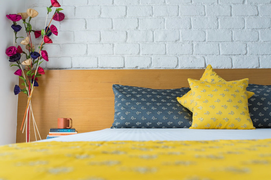 Apricot, The Home Story