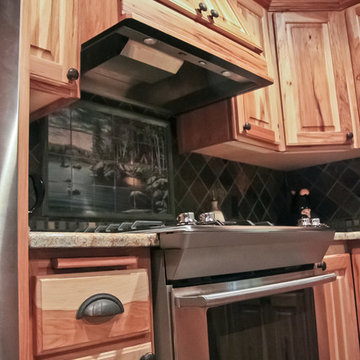 Custom Cabinets and Countertops