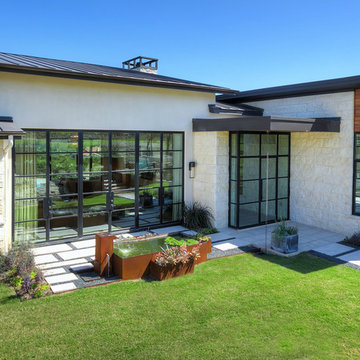 Spanish Oaks Contemporary