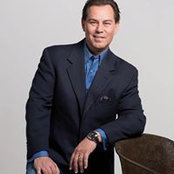 Lou Gallardo's photo