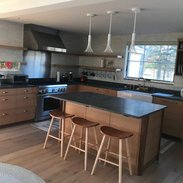 Rift sawn White Oak kitchen