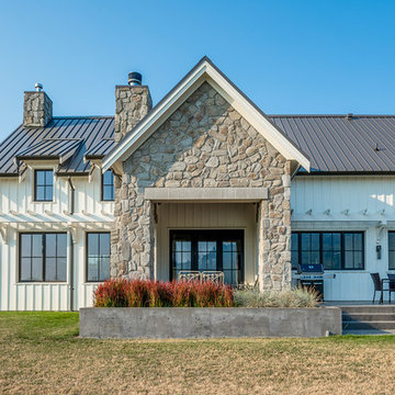 Contemporary Farmhouse