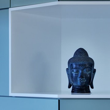 WHITE BOX