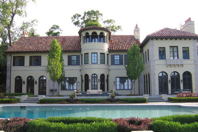 Inspiration for a mediterranean exterior home remodel in Chicago