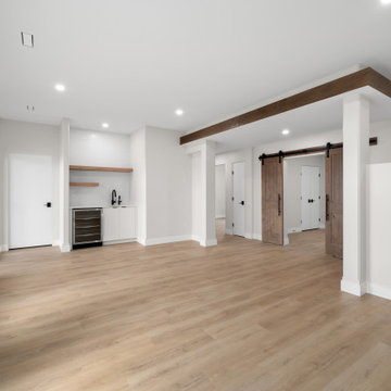 Sunset Ridge Family Room With Bar