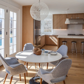 Rift & Quarter Sawn Oak Plank Flooring, Eat-In Kitchen