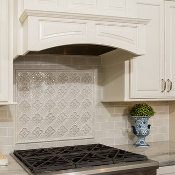 Fairfax Station Elegant Off-White Kitchen